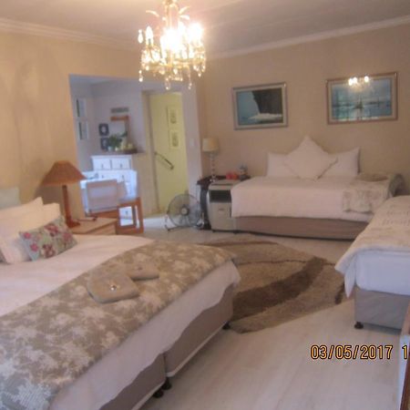 Twilight Cottage Plettenberg Bay Exterior foto